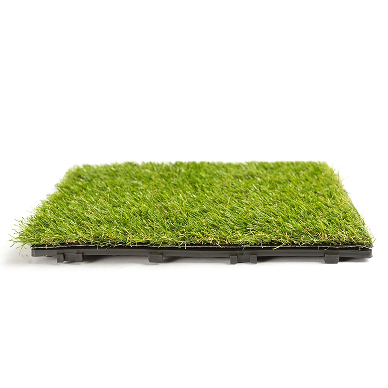 Sztuczna zielona trawa dywanowa dla zwierząt domowych do zabawy z dekoracyjną trawą dywanową i trawą deskową