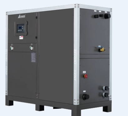 Wydajność chłodnicza 10,4 kW Chiller chłodzony wodą AWK-3