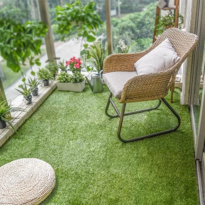 Tania sztuczna trawa ogrodowa na sprzedaż