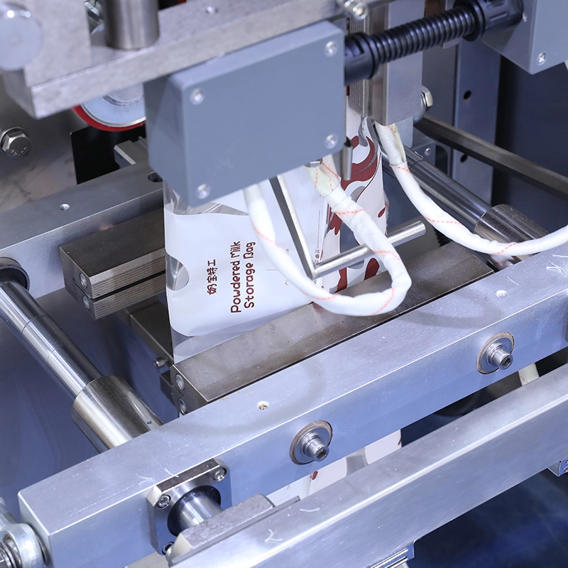VFFS Rotary Automatyczne karmienie Mleko Kawa Mleczna Herbata w proszku Maszyna do pakowania