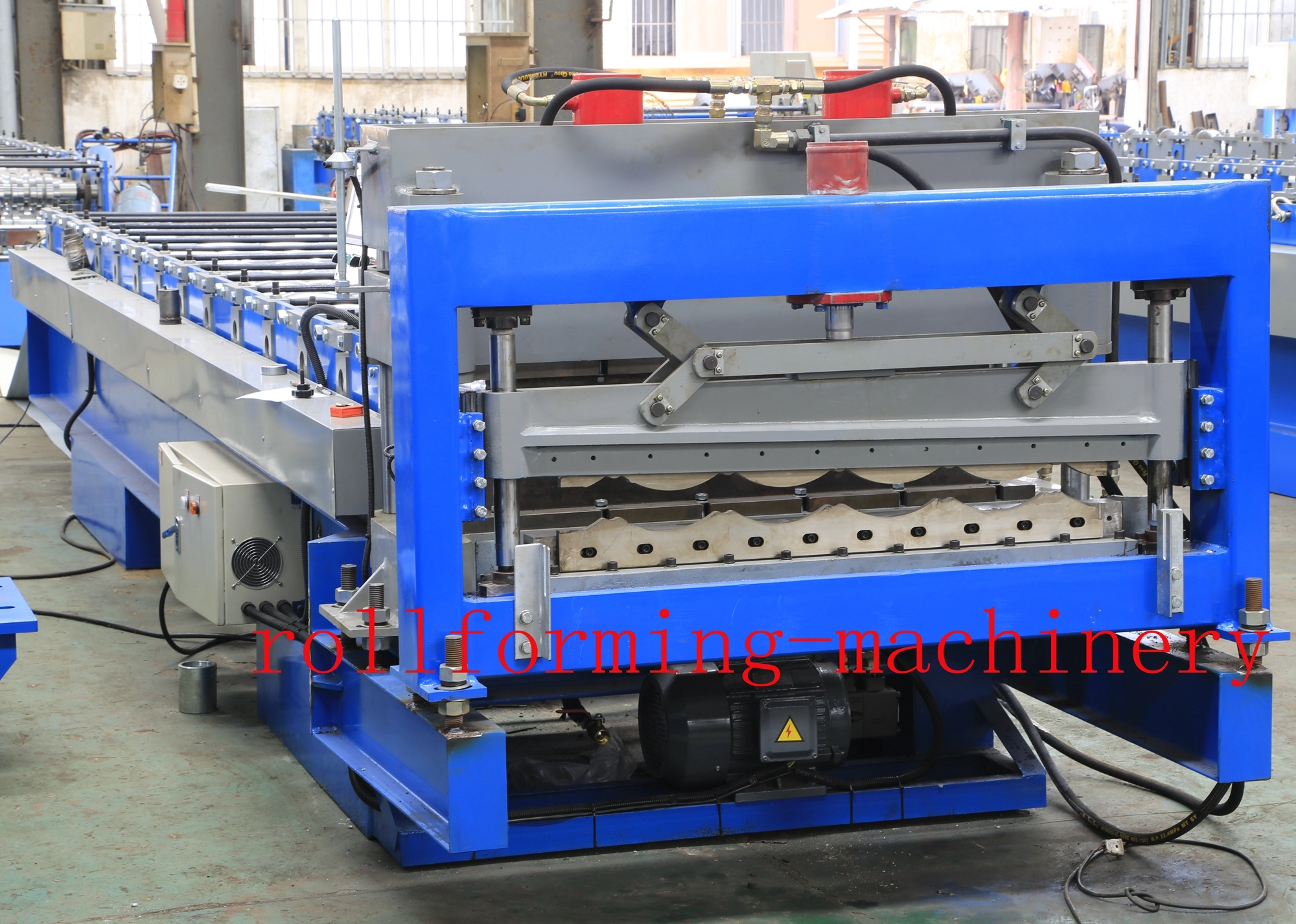 Wysoka jakość z chińską ceną glazurowaną maszyną do formowania rolek dla YX16-800