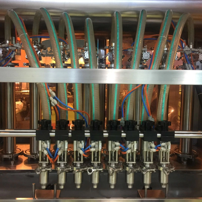 Automatyczna maszyna do napełniania butelek z czterema głowicami do napełniania butelek