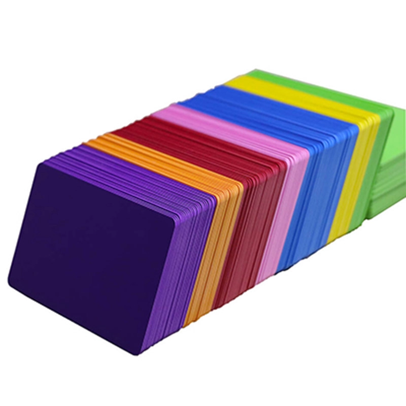Puste drukowane karty kredytowe Rozmiar Solidne kolorowe karty identyfikacyjne