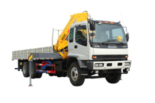 Afryka Ghana zamówiła ciężką ciężarówkę Isuzu z dźwigiem