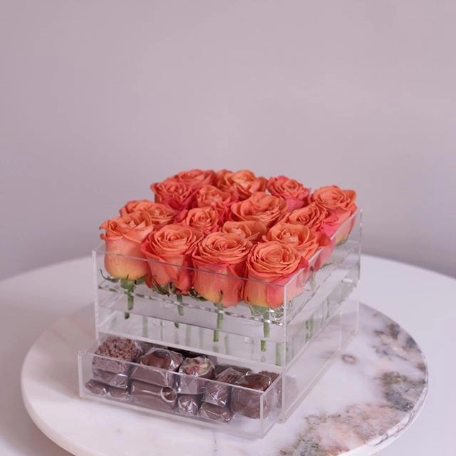 Dostosowane luksusowe akrylowe pudełko na róże z szufladą
