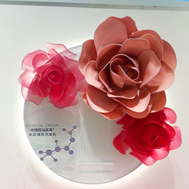 Akrylowe rekwizyty z kwiatów róży do dekoracji ślubnych w oknie