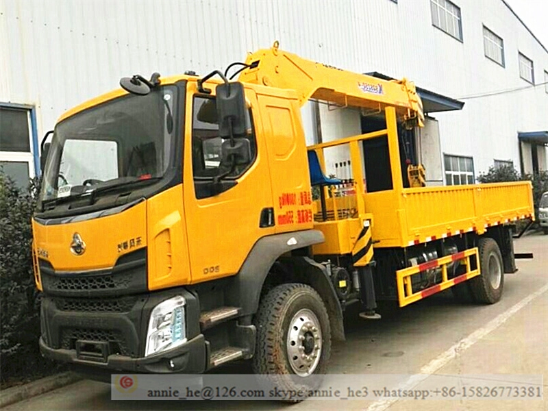6,3 tonowa ciężarówka z dźwigiem załadunkowym LiuQi ChengLong