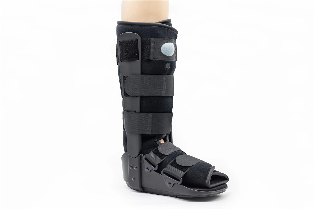 Ortopedyczny chodzik 17" z pianki poliuretanowej i pneumatycznej Ortezy butów ze złamaniami plastycznymi i odleżynami TPR
