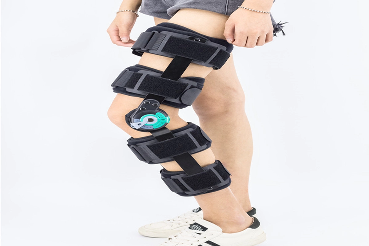 Regulowane 20-calowe ortezy pooperacyjne ROM na kolana z wyściółką z miękkiej pianki