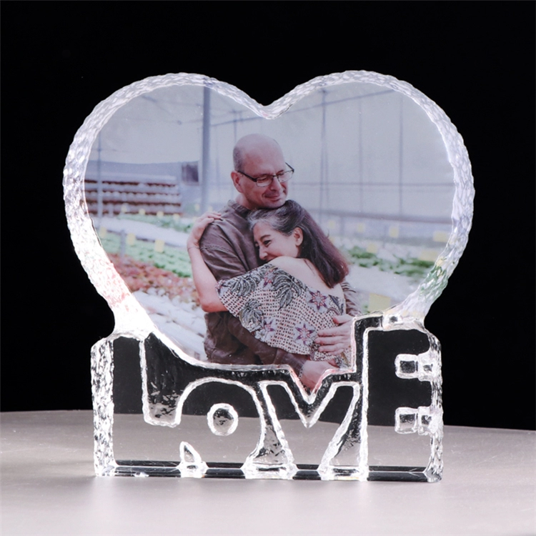Niestandardowa akrylowa ramka na zdjęcia Love Crystal