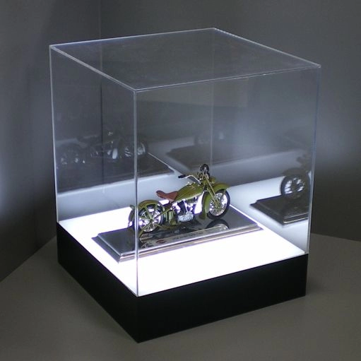 Pudełko na model akrylowy ze światłem led