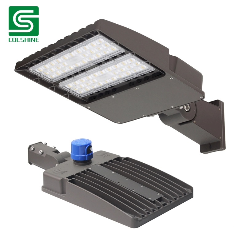 120-277V LED Parking Shoebox Area Light z mocowaniem Slipfitter Typ 3 Dystrybucja 5000K