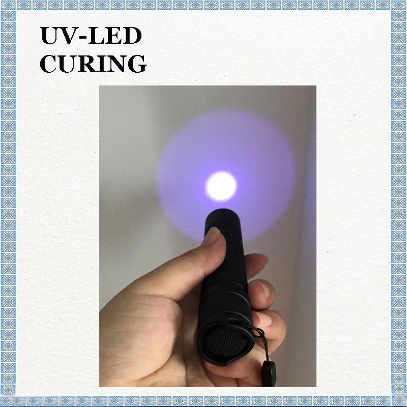 Wewnątrz Korei 3W UV LED UV365nm Latarka UV do kontroli fluorescencji Wykrywanie wycieków
