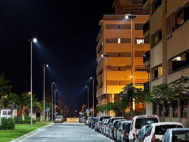 Solarne oświetlenie uliczne LED na ulicę
