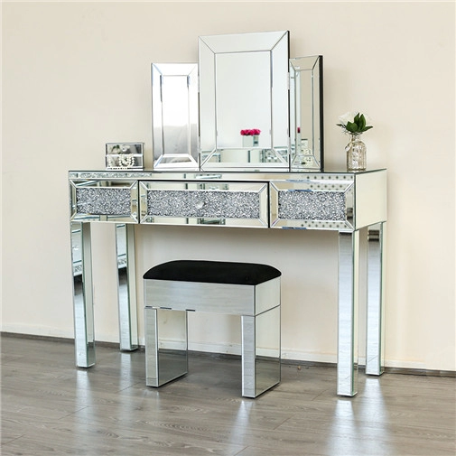 Kryształowa sypialnia z lustrem Konsola z lustrem w łazience