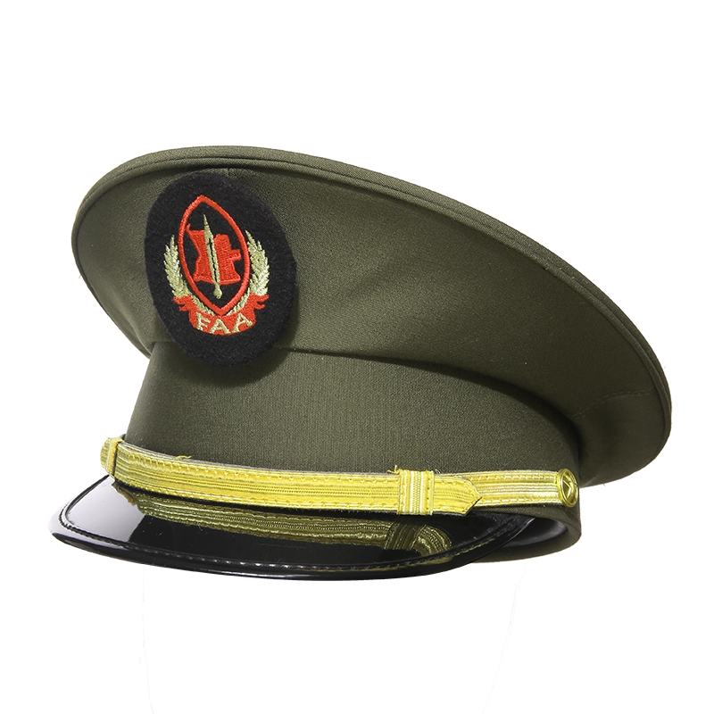 Mundur wojskowy garnitur czapka oficerska z daszkiem
