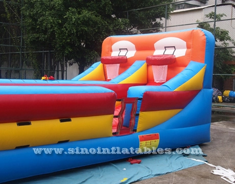 Odkryty dwutorowy nadmuchiwany bungee dla dzieci N dorosłych z rzucaniem koszykówki od Sino Inflatables