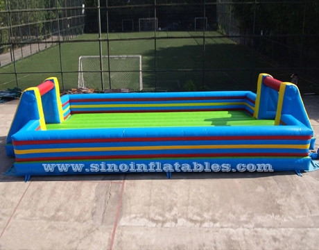 10x5m duże nadmuchiwane mydlane boisko do piłki nożnej z dwuwarstwową podłogą do rozrywek podczas gry w piłkę nożną