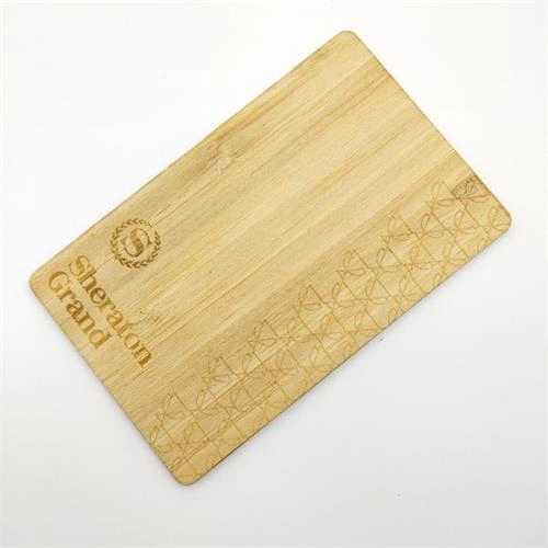 Programowalne wizytówki z drewna bambusowego RFID ISO14443A Smart NTAG213/216 NFC drewniana karta-klucz hotelowy