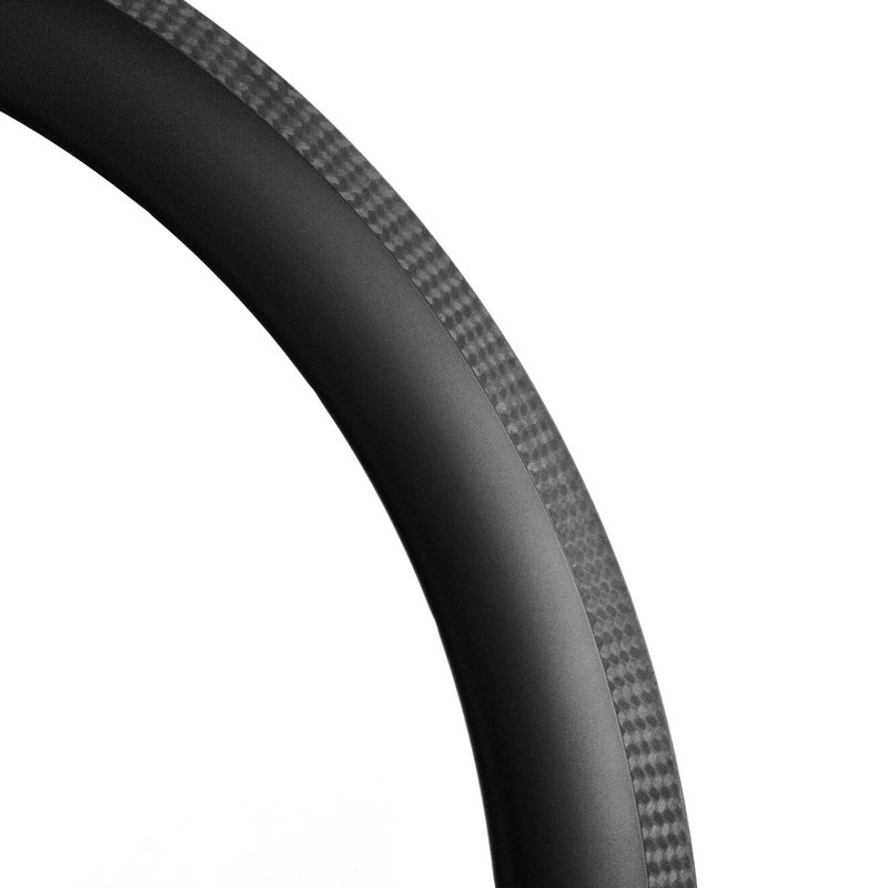 Rower szosowy i szutrowy 700C w kształcie litery U, obręcz o szerokości 28 mm i głębokości 50 mm