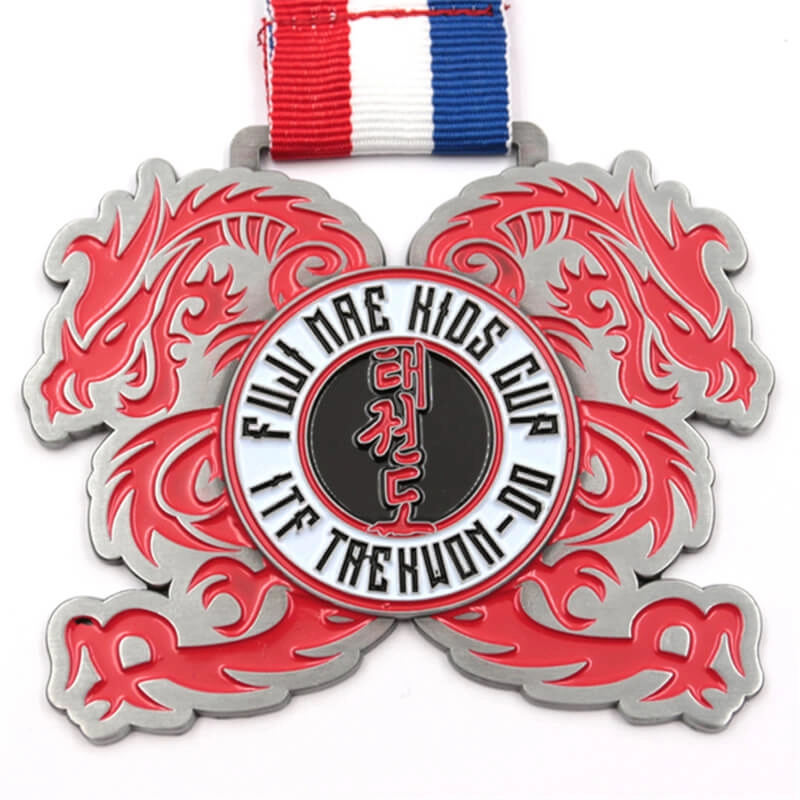 Fabryka niestandardowych medali z metalowym logo taekwondo